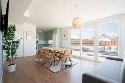 Image de atico reformado de alquiler temporal