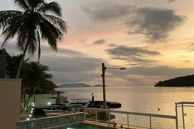 Image de Casa de Ilha Beira-Mar Com Piscina