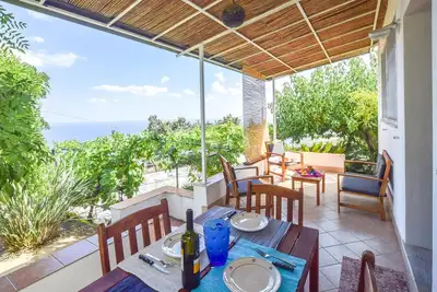 Image de Superbe maison de 2 chambres à Staletti