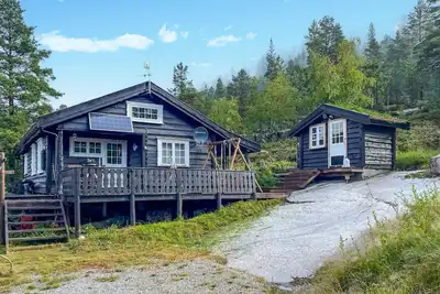 Image de Maison confortable de 3 chambres à.