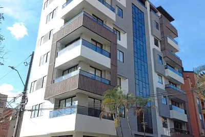 Image de Cozy 3 bedroom apartment, with air conditioner. One block away from Viva Mall