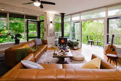 Image de Mountain Home Retreat In The Dandenongs