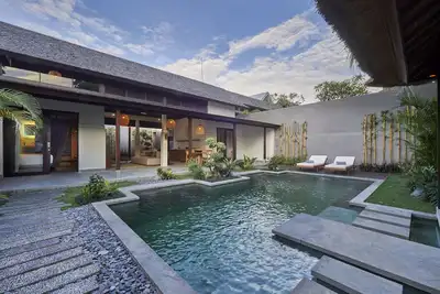 Image de Villa Iris Bumbak Park by Nakula