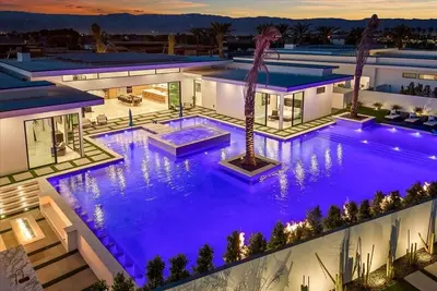 Private Pickleball Court-Villa 5