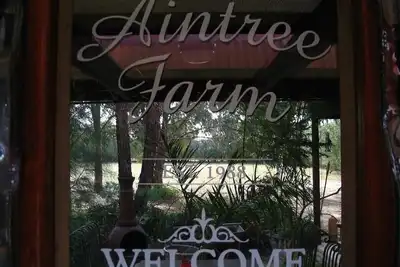 Image de Aintree's Area's best kept secret. Fountain Courtyard Room