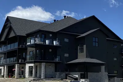 Image de Magnifique loft situé à moins de 5 minutes de Bromont, montagne d’expériences.