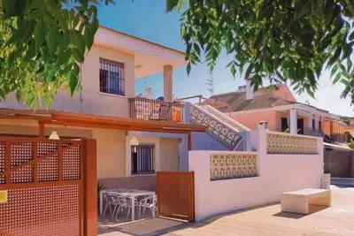 Image de Dos Casas Juntas y Patio Común a 25 Metros de la Playa