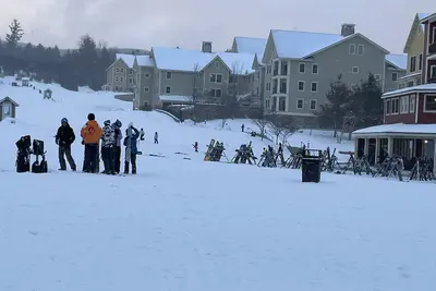 Image de Spacious 3br Ski In/Ski Out Okemo Condo w/Hot Tub & Amenities