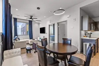 Image de Quiet Downtown Lexington Bougie Apartment