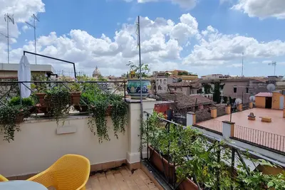 Image de Raffaello Terrace - Piazza NavonaAn incredible terrace on the roofs of old Rome