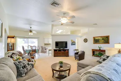 Image de 4 Mi to London Bridge: Lake Havasu City Home!