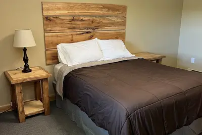 Image de Tahquamenon Suites Lodging - One Bedroom Suite #6