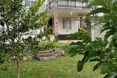 Image de Brand new 4-bedroom Villa, with balcony overlooking Lake Victoria