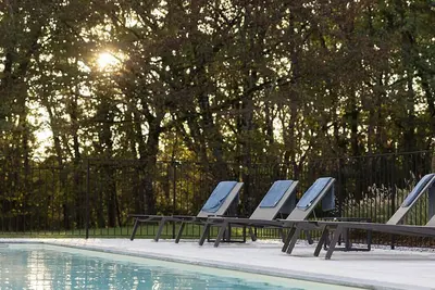 Image de Les Hauts de Chaunac 5* Sarlat, vue 180°, piscine 28°, pool house, climatisation