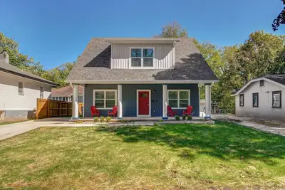 Image de Maryland St. House 4 Bedroom near Missouri State University & Mercy Hospital.