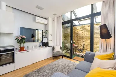 Image de Trafalgar Square Arty Apartment