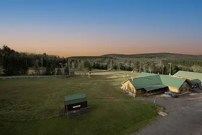 Image de Sc 2508: Chalet Luxe | Alpine Chic + Spa-Like Comforts