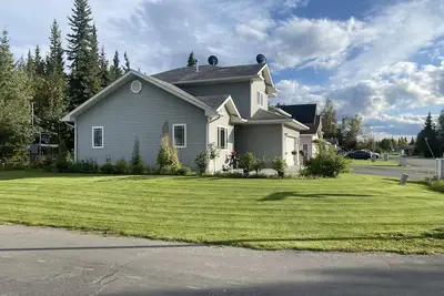 Image de Experience the Northern Lights Right from Your Front Door