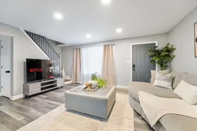 Image de Modern 4br Retreat Near Mdw | Lcp Collection