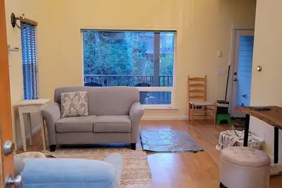 Image de Yachats Beach Cottage -- 5 min walk to the ocean.