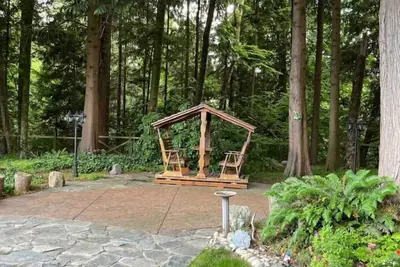 Image de Newly renovated 1, 500 feet, two bedrooms, two living rooms home