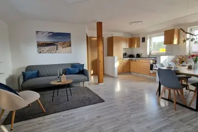 Image de Frisch Renovierte Ferienwohnung an der Nordsee - 5min. Fahrt zum Strand