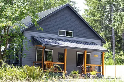 Image de Winter is Here! Sleeps 8 - Hot Tub - Fire Pit