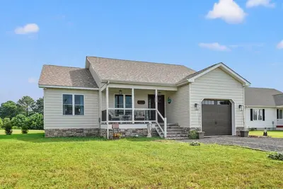 Image de Salty Sea Lyons Landing | Golf Views, Screened Porch, Fireplace, Pool Access, Pet Friendly