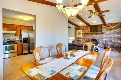 Image de Spacious Family Home: 11 Mi to Dtwn Minneapolis!