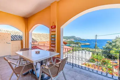 Image de Appartement 'Two Bedrooms Vasillis' avec terrasse partagée, Wi-Fi et climatisation