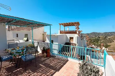Image de Maison de vacances \"Andalusian Home\" avec vue sur la montagne, terrasse privée et Wi-Fi