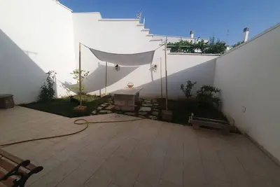 Image de Dwelling of the Swallows