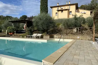 Image de Maison de vacances privée avec Wifi, climatisation, piscine, Tv, parking, près de San Gimignano