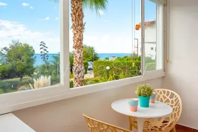 Image de Beautiful Studio With Pool & sea Views