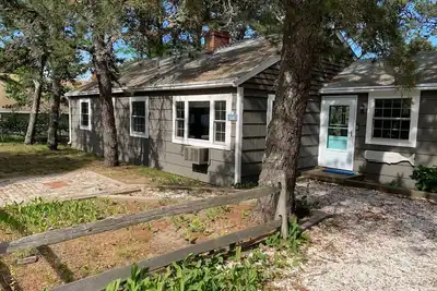 Beautiful, Immaculate Bayside Home (Cs0005)