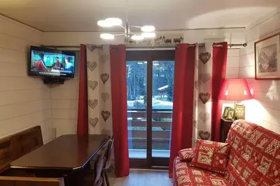 Image de 1er étage, balcon, parking, télévision, 26m², Châtel
