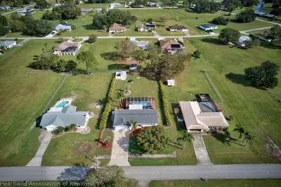 Image de Peaceful home away from home at Sebring!