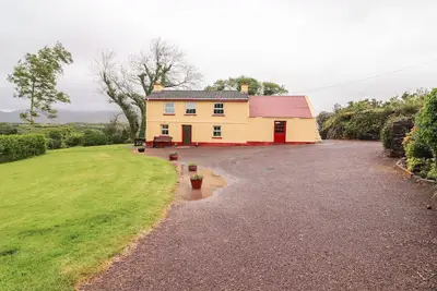 Image de Ceol Na N'Ean, pet friendly, with open fire in Sneem, County Kerry