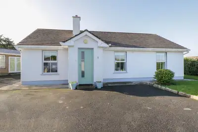 Image de Teach Teolai, pet friendly, with open fire in Carraroe, County Galway
