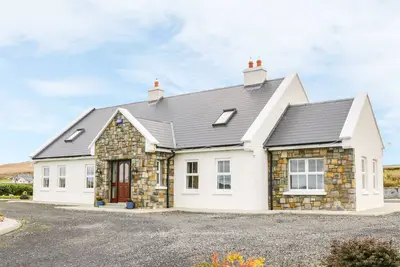 Image de Mcguire'S Cottage, family friendly in Pulathomas, County Mayo