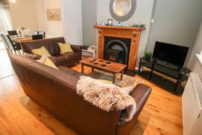 Image de Pebble Lodge, pet friendly, with a garden in Kenmare, County Kerry