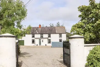 Image de An Grianan, pet friendly, with open fire in Adamstown, County Wexford