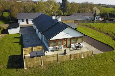 Image de Rose Cottage, pet friendly, with hot tub in Muff, County Donegal