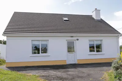 Image de Kincasslagh, pet friendly, with open fire in Annagry, County Donegal