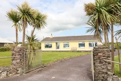 Image de Meeligolleen, family friendly, with open fire in Coill Tra