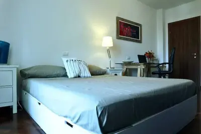 [Free Parking & Double Balcony] Dolphin House