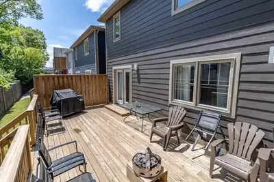 Image de Home away from Home in Grand Bend