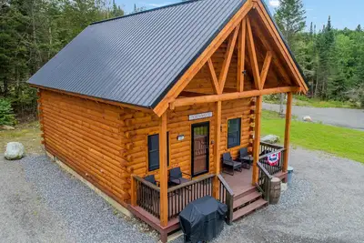 Image de Moose Alley Northwood Cabin