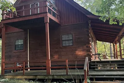 Image de Cozy cabin. Not to far from bowling green!