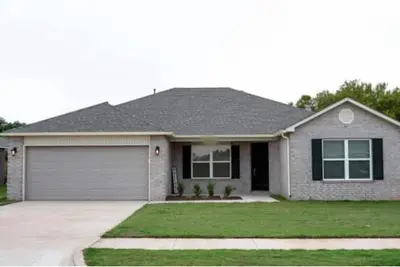 Image de Entire home, family friendly. Your home away from home!